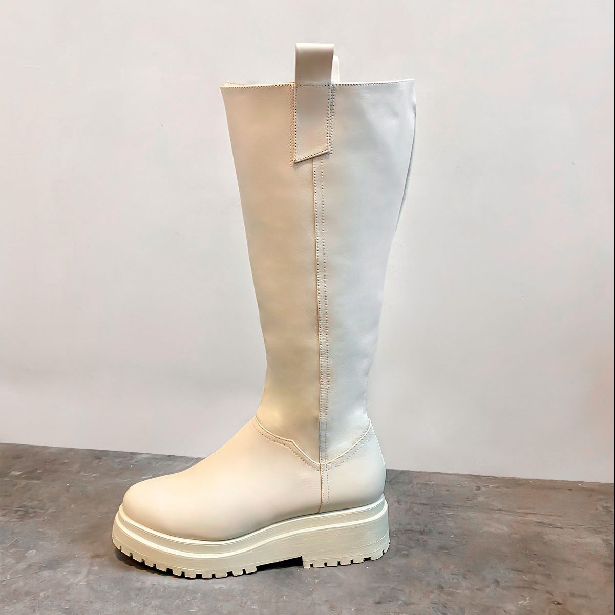 BOTAS GANNI – CREAM LATTE