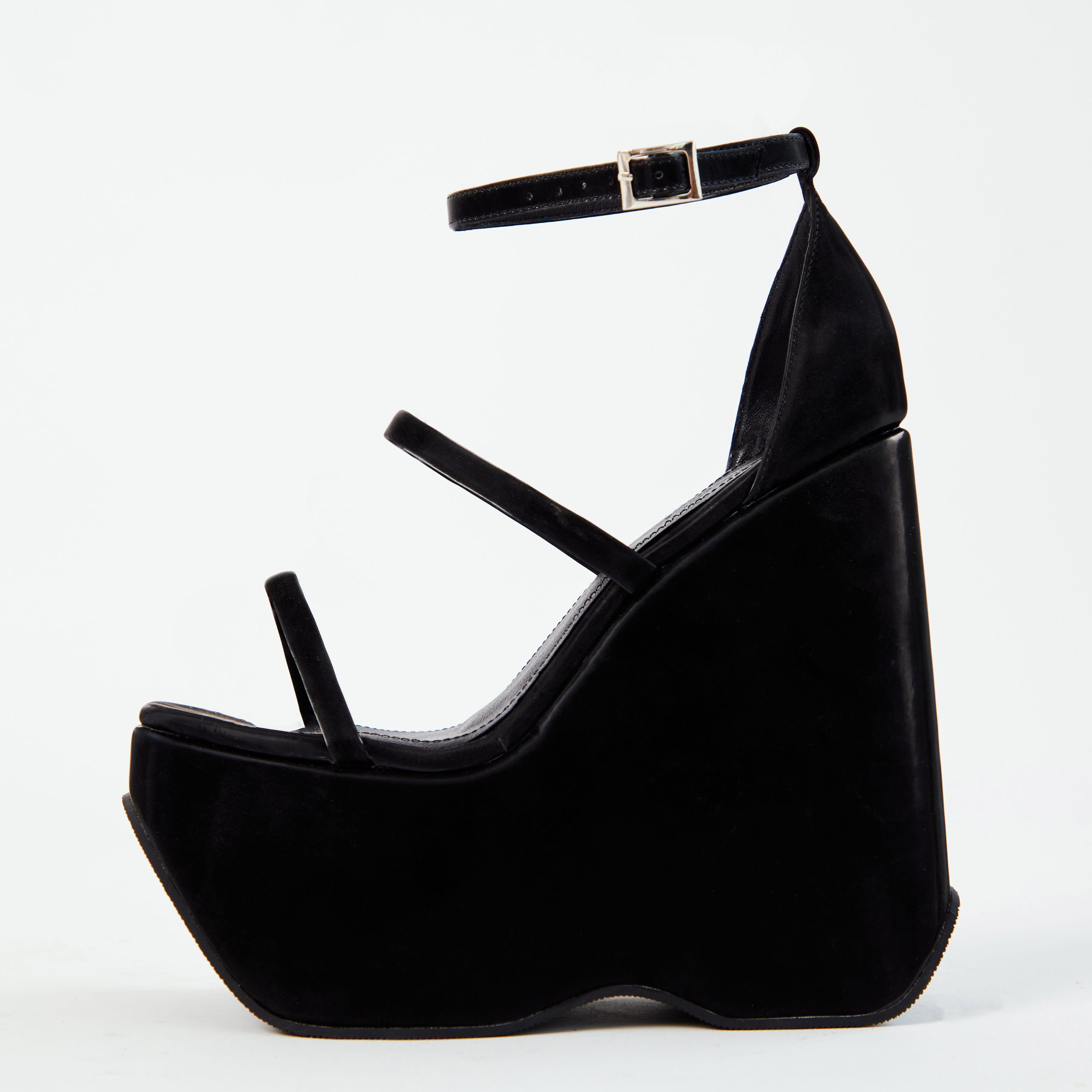 PLATAFORMAS RENALYN BLACKEST BLACK