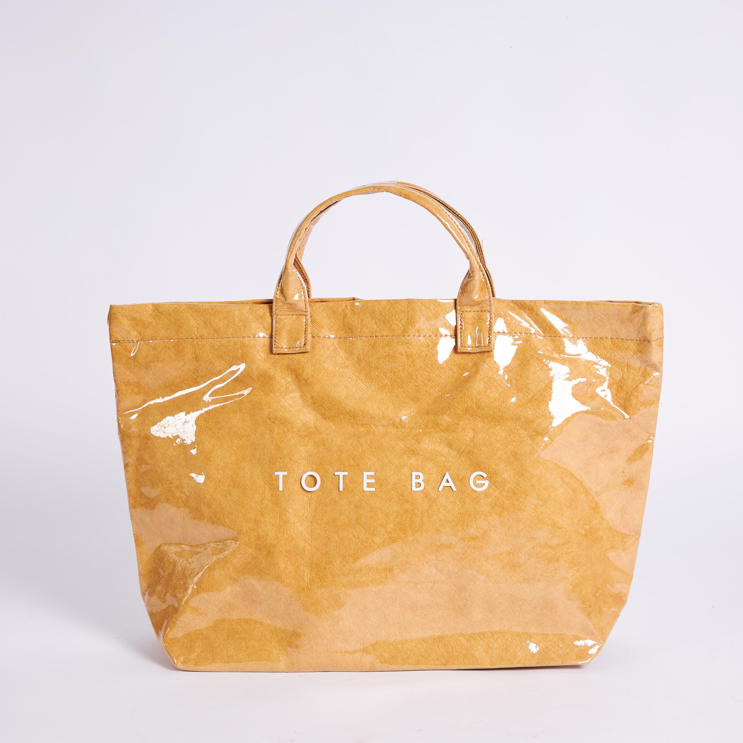 TOTE BAG PLASTIFICADA GOLD