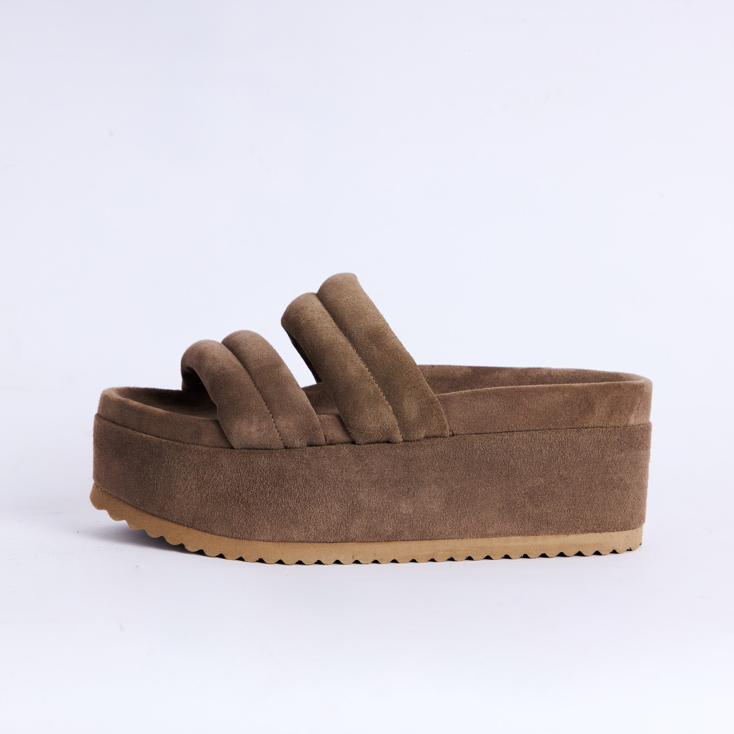 PLATAFORMAS NIA TAUPE